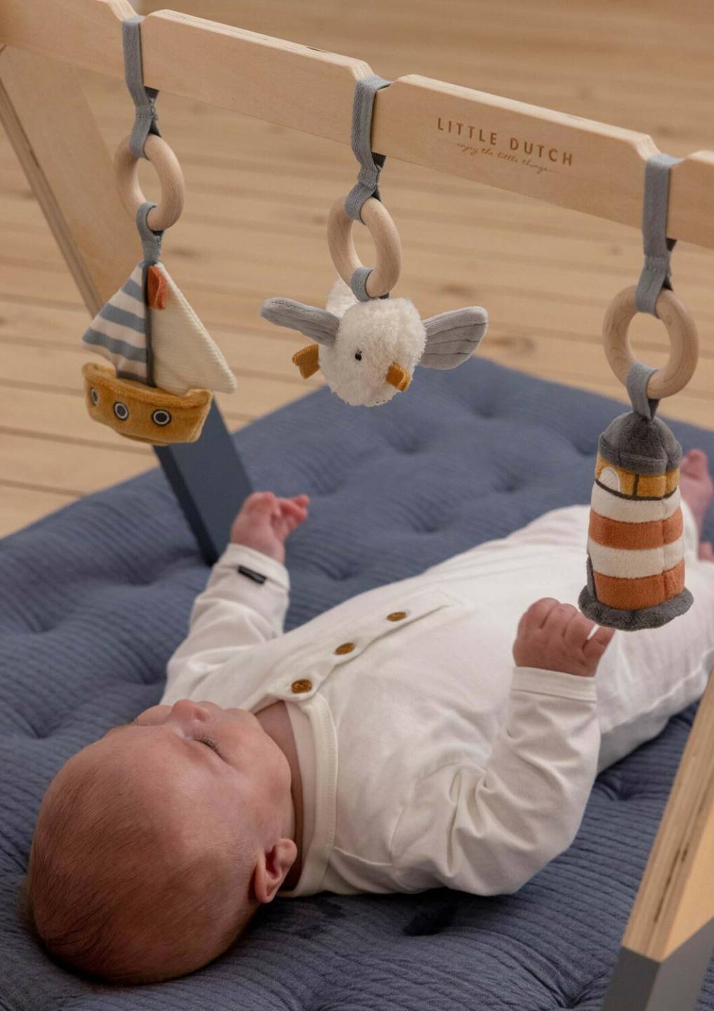 Little Dutch Sailors Bay Spieltrapez Baby Gym