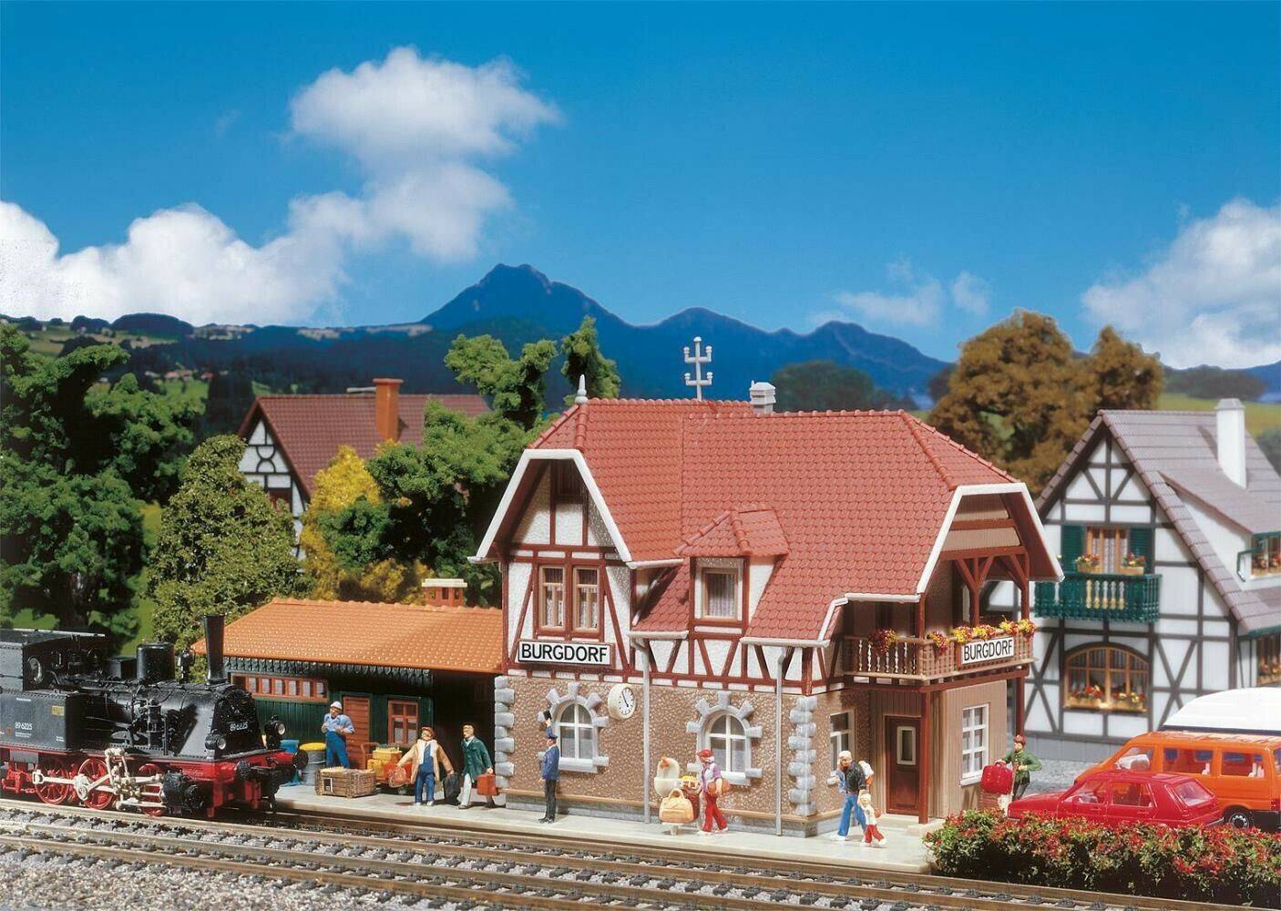 Modelleisenbahn-Zubehör Faller Bahnhof Burgdorf (131377)