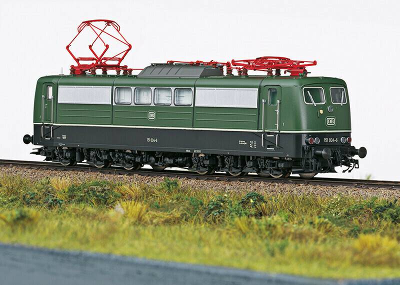 Modelleisenbahnen Trix Modellbahnen H0 E-Lok BR 151 der DB (25651)