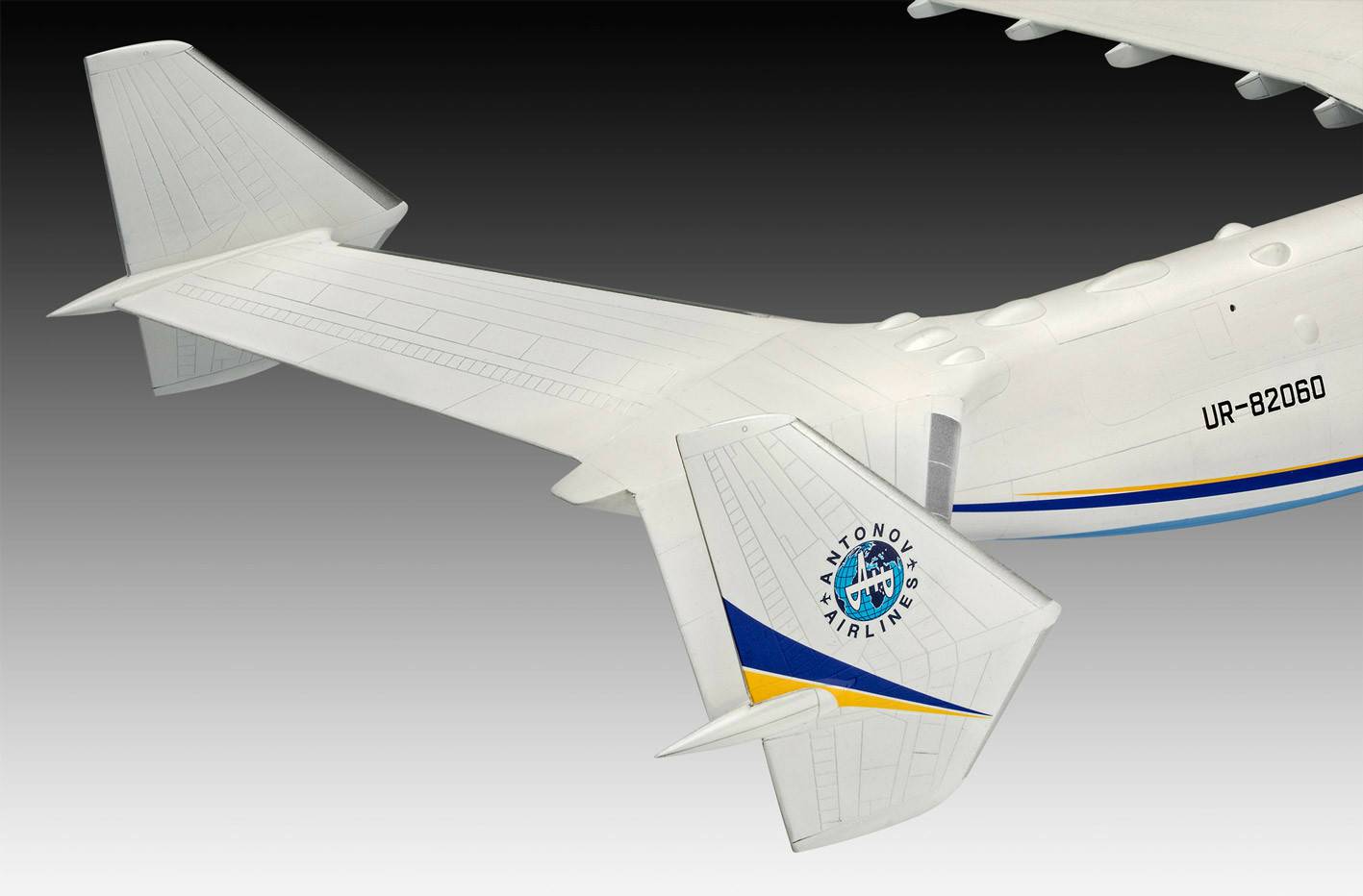 Revell Antonov AN-225 Mrija (04958) Modellbausätze